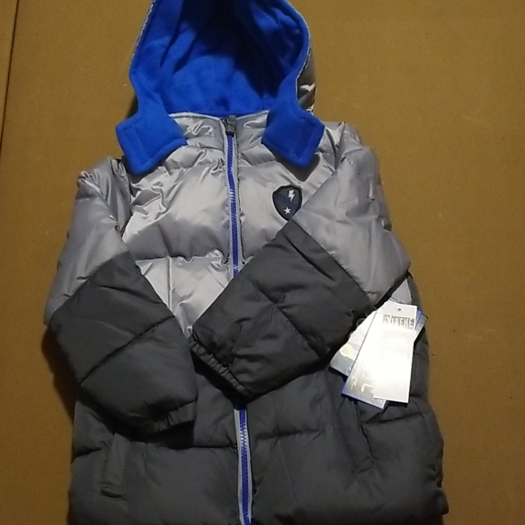 Boys winter coat sz 4 NWTS Warm Snow Day Sledding Build A Snowman Christmas Gift - Picture 3 of 5